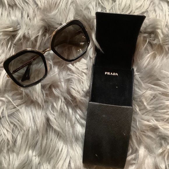 PRADA SUNGLASSES - Picture 1 of 3